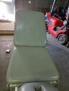 Med Ortho Hi-Lo Treatment Table - Photo 3