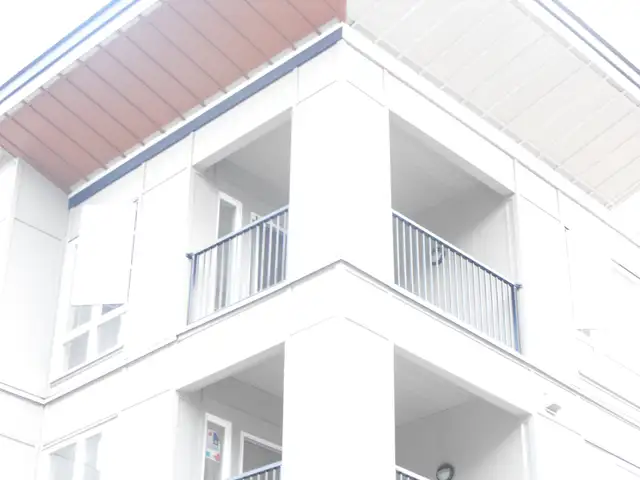 2 Bedrooms and 2 Bathrooms condo in heart of Central City Surrey