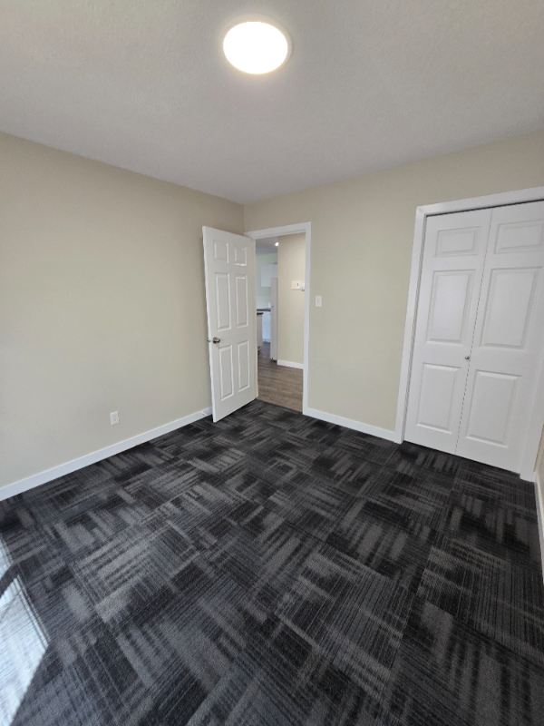 Modern 2 Bedroom on North End - Photo 10
