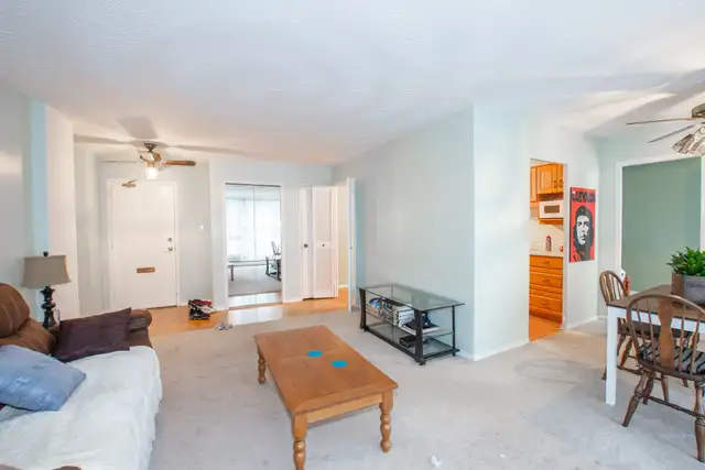 35 Towering Heights Blvd, St. Catharines (301) - 1 Bed   Den - Photo 6