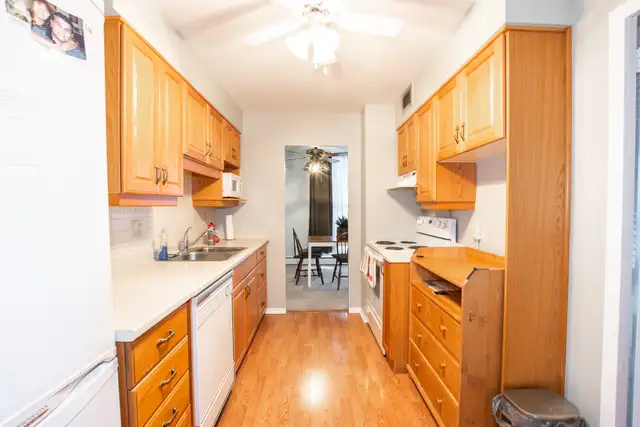 35 Towering Heights Blvd, St. Catharines (301) - 1 Bed   Den - Photo 10