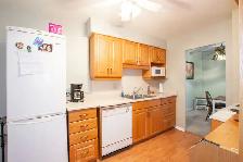 35 Towering Heights Blvd, St. Catharines (301) - 1 Bed   Den - Photo 11