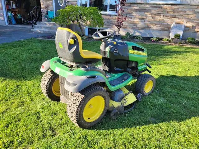 john deere lawn tractor. - Photo 2