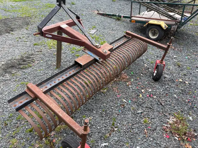 landscaper rake