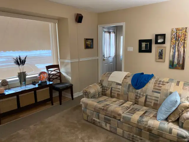 MAIN FLOOR DUPLEX SUITE LEGAL CONFORMING APARTMENT SUITE - Photo 3