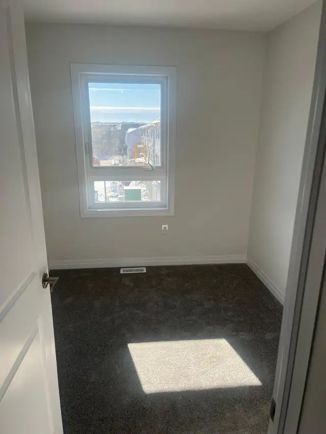 HOUSE FOR RENT IN CAMBRIDGE - Photo 5