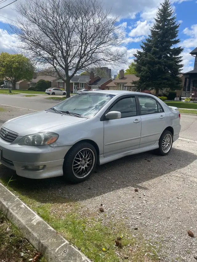 car. Car - Photo 2