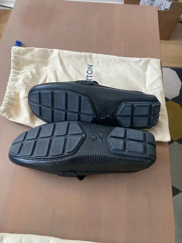 Louis Vuitton Loafers - Photo 2