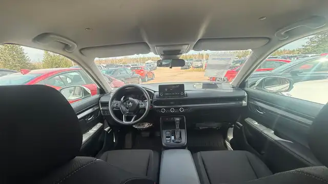2025 Honda CRV AWD - Photo 9