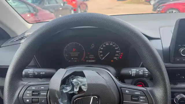2025 Honda CRV AWD - Photo 12