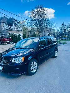 2016 Dodge Grand Caravan - Photo 2