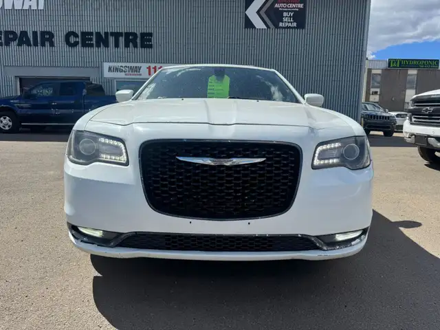 2016 CHRYSLER 300 S –FULLY LOADED -ACCIDENT FREE / ONLY $9,999 ! - Photo 5