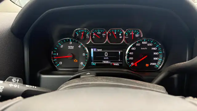 2018 Chev Silverado Crew Cab 4x4 - Photo 12