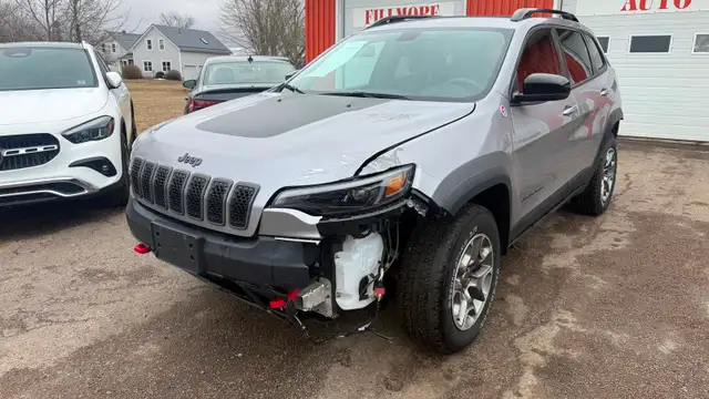 2022 Jeep Cherokee Trailhawk 4x4 - Photo 3