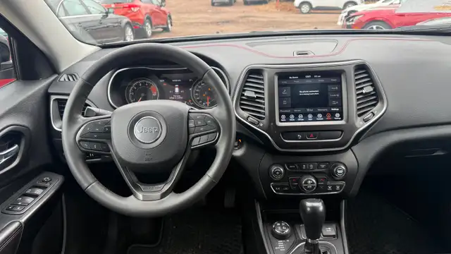 2022 Jeep Cherokee Trailhawk 4x4 - Photo 10