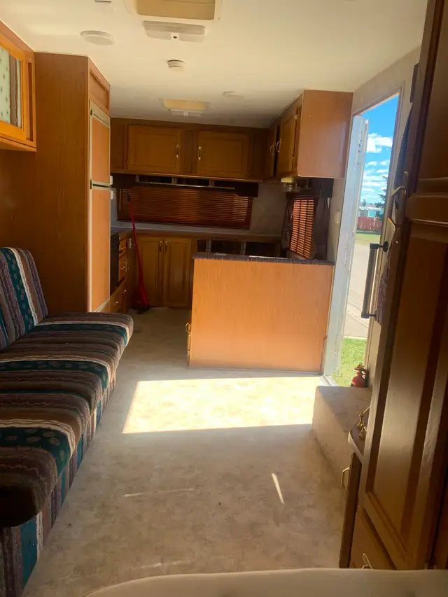 1997 Triple E Topaz T240 rb holiday trailer $5500.00 - Photo 9