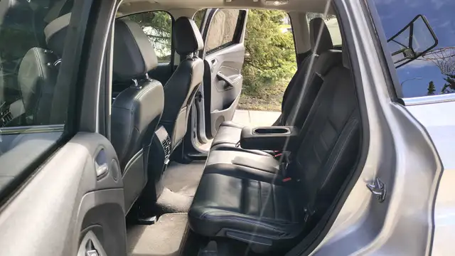 2015 Ford Escape 2.0L EcoBoost - Photo 9