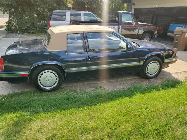 1991 cadillac Eldorado - Photo 2