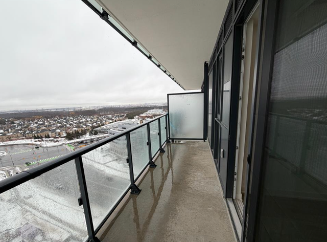 Apartment For Rent - Photo 2