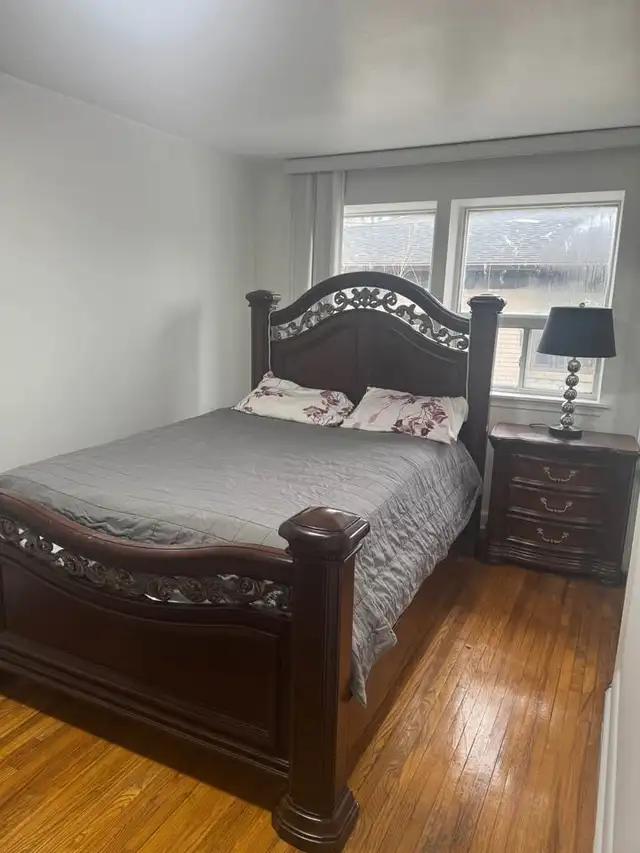 Beautiful 3BR House – Renovated – Kennedy/Eglinton - Photo 4