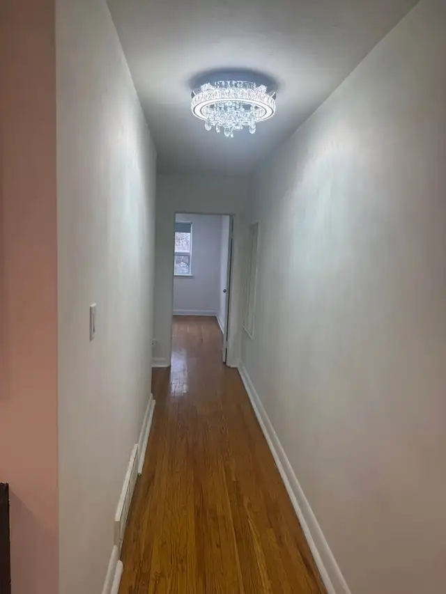 Beautiful 3BR House – Renovated – Kennedy/Eglinton - Photo 11