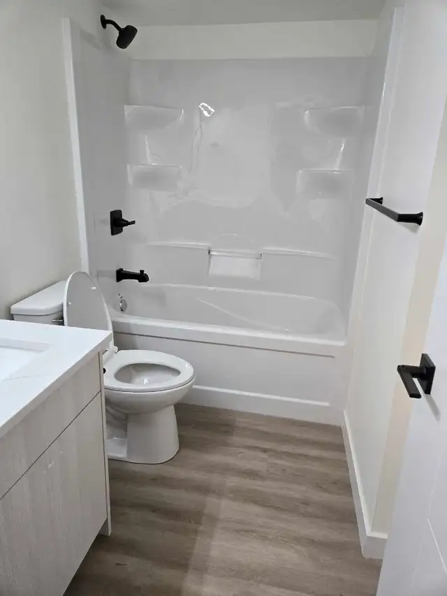 Brand 4 suites in St. Boniface - Photo 2