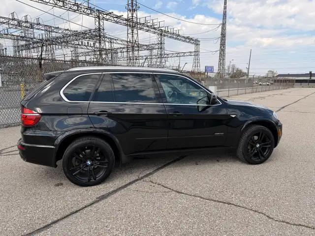 2011 BMW X5 35i- M SPORT   EXECUTIVE EDITION-CERTIFIED - Photo 4