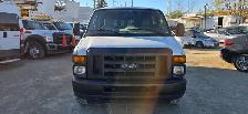 2009 Ford Econoline Cargo Van E-250 - ONLY 88000km's! - Photo 2