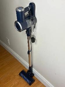 PRETTYCARE W200 Cordless Stick Vacuum w/ Attachments - Photo 5