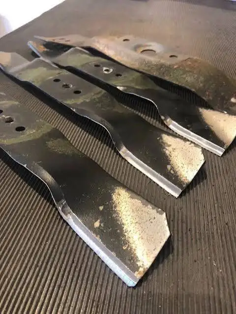 Mobile Lawn Mower Blade Sharpening - Photo 3