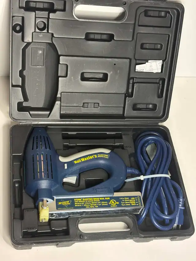 Arrow NailMaster 2 ET200 Electric Brad Nail Gun w/ Case - Photo 3
