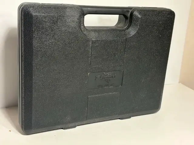 Arrow NailMaster 2 ET200 Electric Brad Nail Gun w/ Case - Photo 9