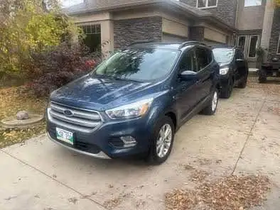 2018 Ford Escape SE 4WD – Low KM, New Safety, Clean Carfax!