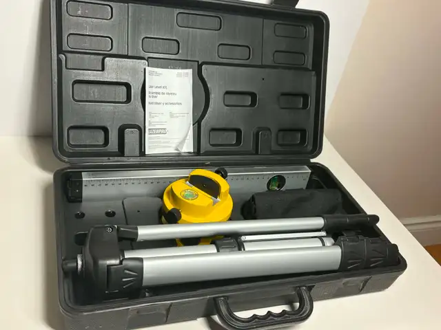 LazerPro Laser Level Kit CL2082 w/ Tripod & Case