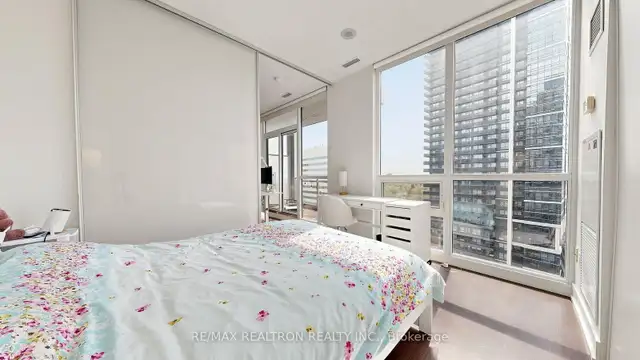 ✨ NORTH YORK LUXURY CONDO FOR SALE $49.9K ✨ - Photo 7