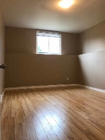 Look for 1 Female Fanshawe Student 11 month lease June 1st, 2026