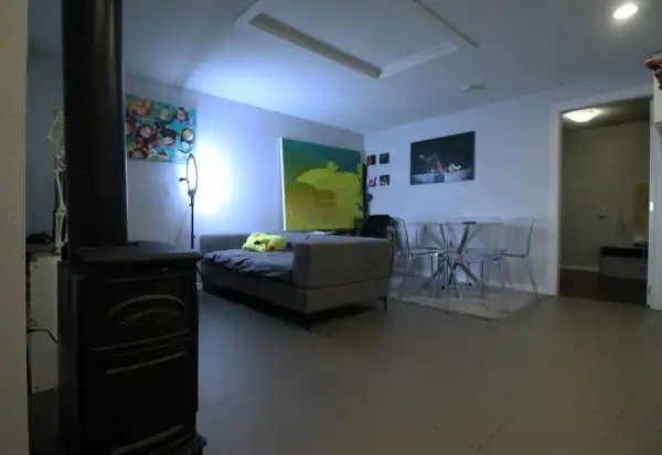 1 BEDROOM 1 BATH APARTMENT - Photo 2