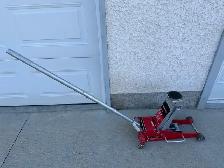 FLOOR JACK—3 TON- - Photo 3