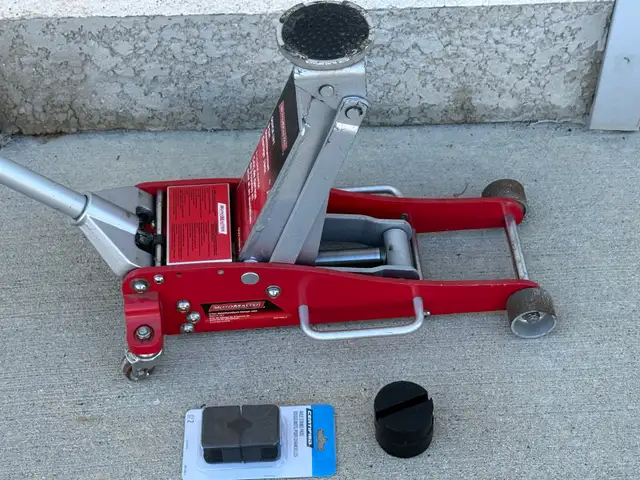 FLOOR JACK—3 TON- - Photo 4