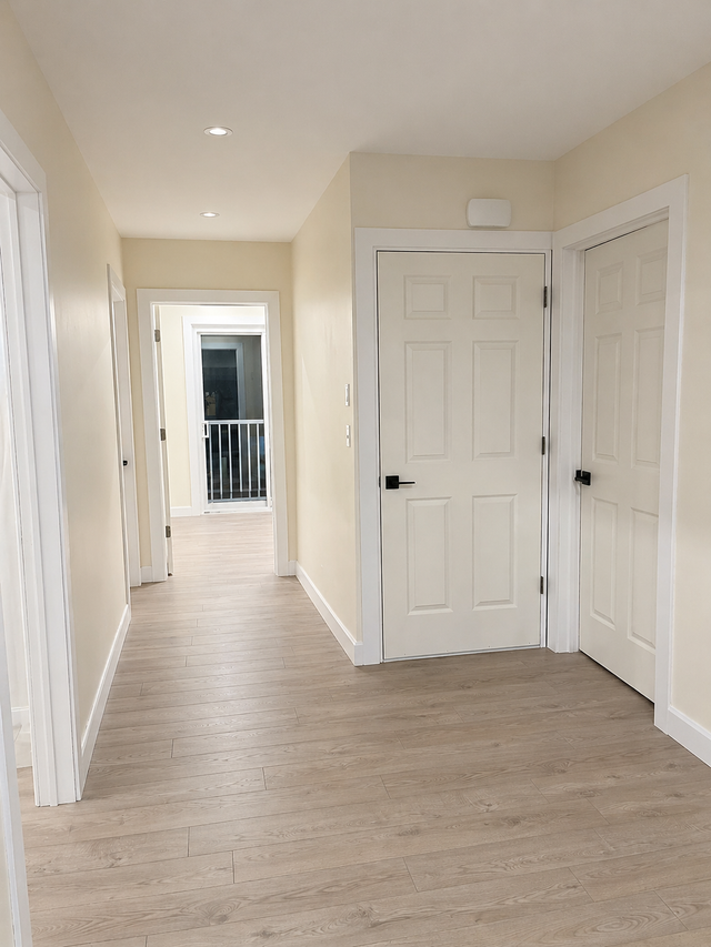 Renovated 5½ Ville St-Laurent July 1st Upper Duplex For Rent