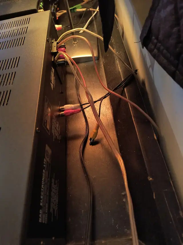 Amplificateur NAD 216 THX - Photo 3