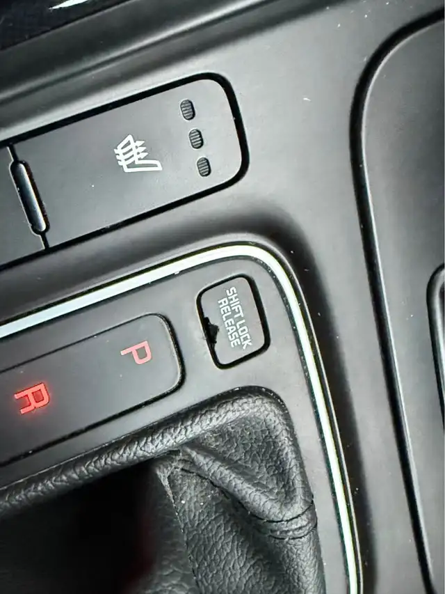 2014 Kia Rondo 2014 KIA RONDO ,  AUTOMATIQUE , SIEGES CUIR CHAUF - Photo 6