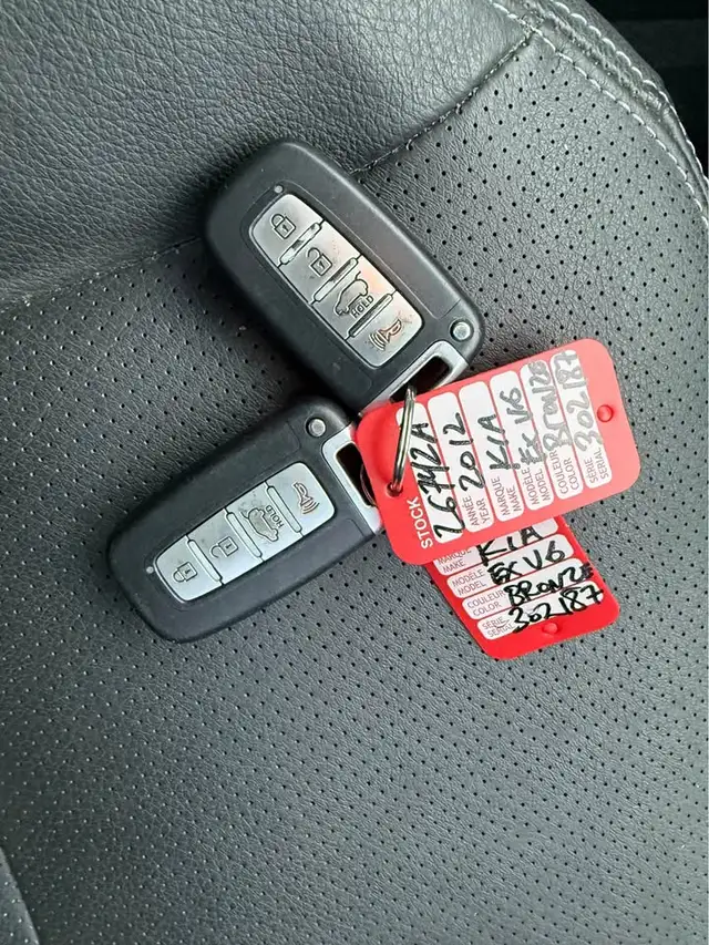 2012 Kia Sorento 2012 KIA SORENTO  , 4X4 ,  AUTOMATIQUE , SIEGES - Photo 10