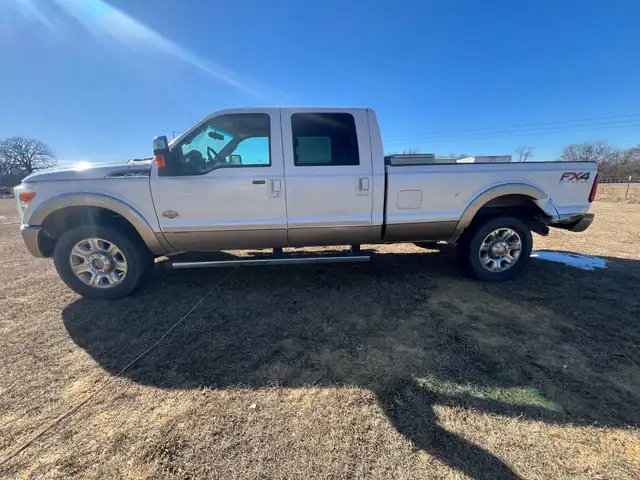 2011 Ford F350 King Ranch 6.7 4x4 PARTS TRUCK - Photo 7