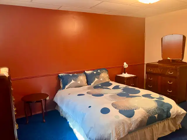 FURNISHED BASEMENT UNIT FOR RENT $1300 INCLUDES EVERYTHING! - Photo 2