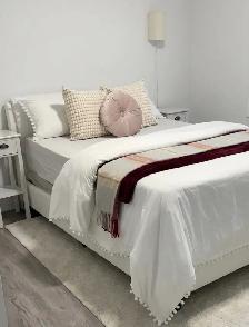 Furnished Room for Single Female near Humber College & Finch LRT