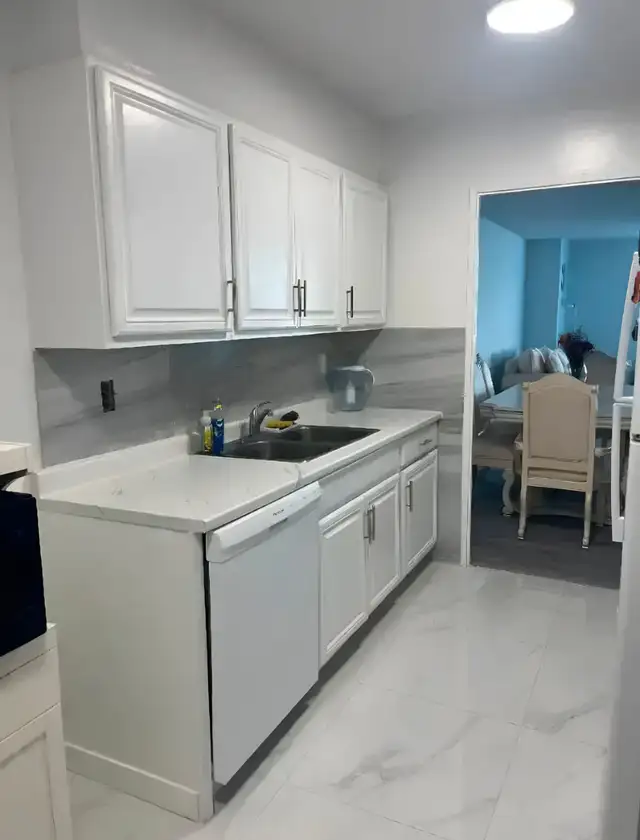 Furnished Room for Single Female near Humber College & Finch LRT - Photo 3