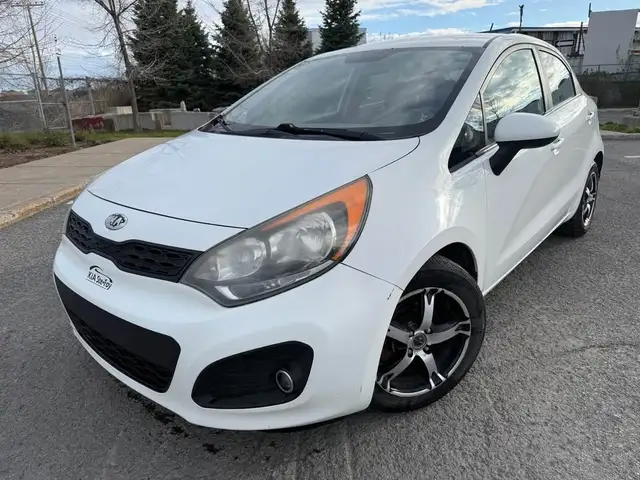 2013 Kia Rio 2013 KIA RIO ,AUTOMATIQUE , HATCHBACK , 4 CYLINDRES