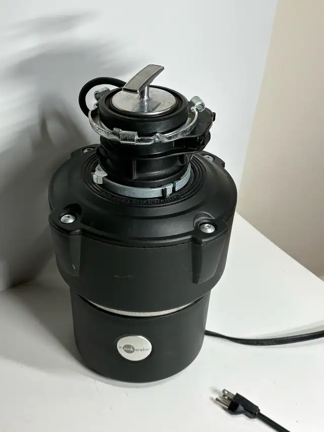 InSinkErator Evolution PRO Cover Control Plus — Barely Used - Photo 3