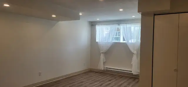 BRIGHT MODERN 3-BEDROOM DUPLEX – Private-Entrance | $1,750 - Photo 3
